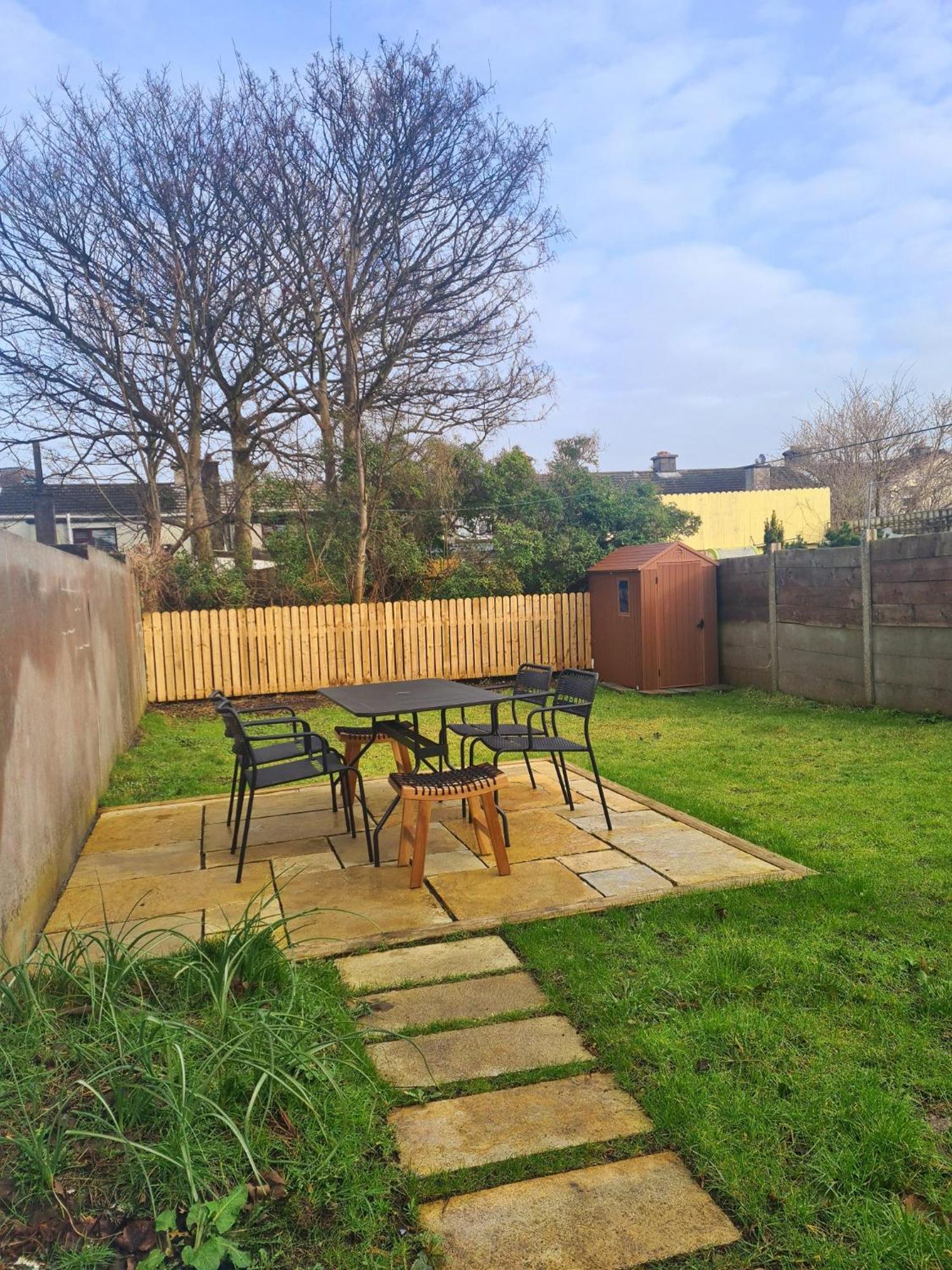Stylish 3 Bedroom Galway House Exterior photo